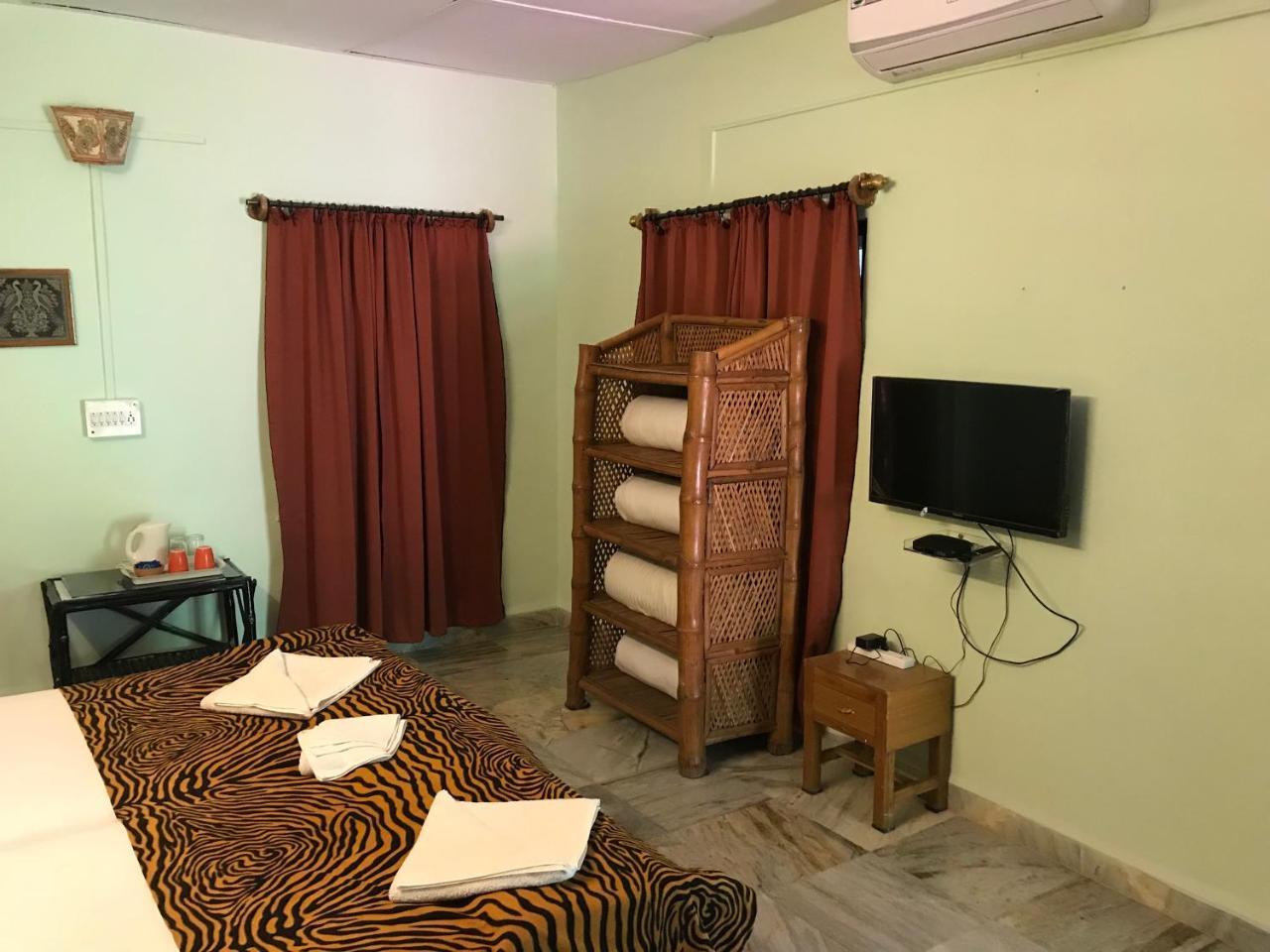Baaz Jungle Resort Khawāsa Exteriér fotografie
